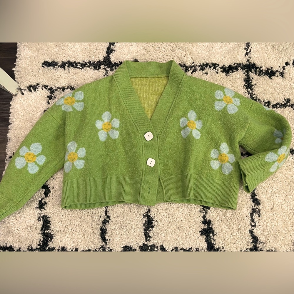 Crop top, cottage core sweater